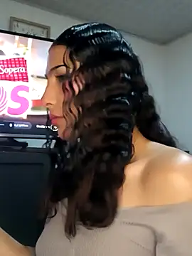 Snapshot of Lanna_hott_ chatting on 10/03/25, 10:56 Lanna hott  online show from 10/03/25, 10:56