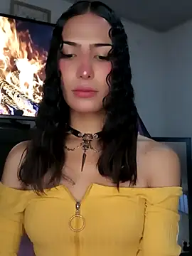 Snapshot of Lanna_hott_ chatting on 10/05/25, 11:19 Lanna hott  online show from 10/05/25, 11:19