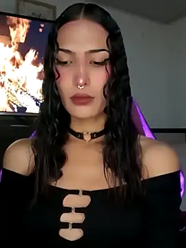 Snapshot of Lanna_hott_ chatting on 10/10/25, 07:24 Lanna hott  online show from 10/10/25, 07:24