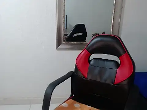 Snapshot of ZashaRomero chatting on 12/04/24, 12:03 ZashaRomero online show from 12/04/24, 12:03