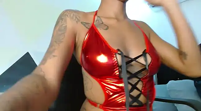 Snapshot of ZashaRomero chatting on 03/16/25, 12:01 ZashaRomero online show from 03/16/25, 12:01