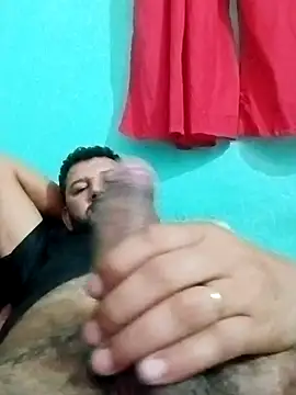 Snapshot of douglasafado69 chatting on 05/03/26, 03:45 douglasafado69 online show from 05/03/26, 03:45