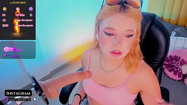 Khali reed  online show from 12/01/25, 05:01