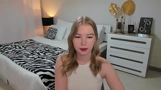 shy  lady online show from 01/28/25, 12:57