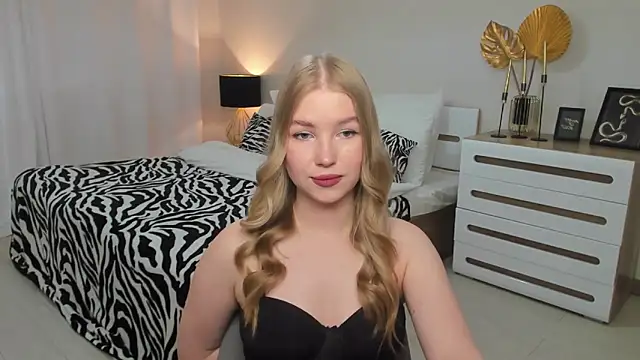 shy  lady online show from 04/26/26, 11:08