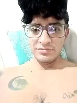 ale3J4a online show from 12/17/25, 02:34