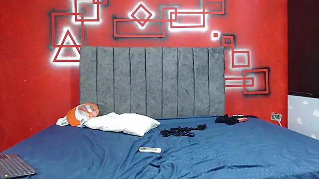 FerneyManti online show from 11/15/25, 02:13