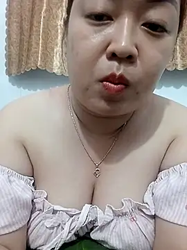 VyOanh2K online show from 12/19/25, 03:41