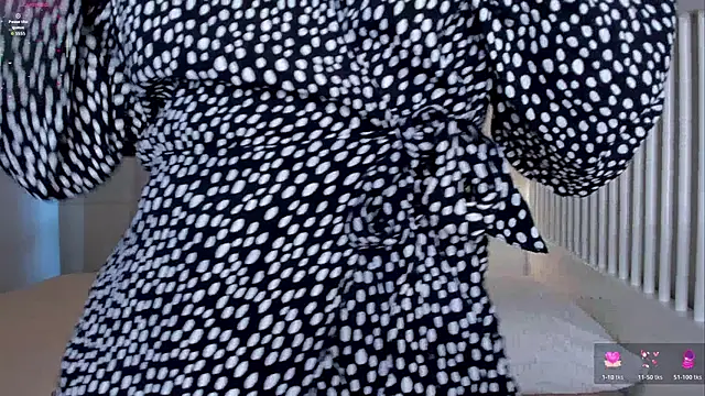 Eva  Lewis online show from 02/15/26, 07:51