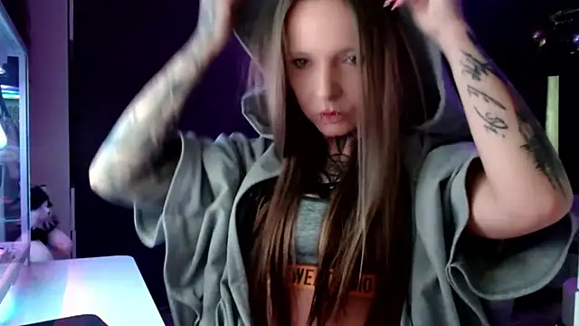 InesGold online show from 02/16/25, 08:10