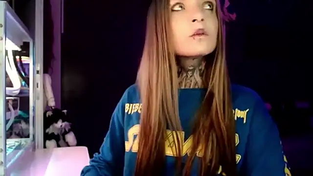 InesGold online show from 02/19/25, 09:14