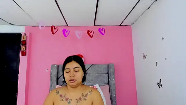 LaylaHolmes online show from 04/20/26, 11:35