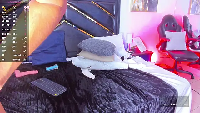 Andrew x777 online show from 02/18/26, 01:23