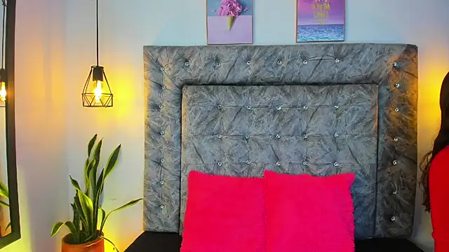 Snapshot of sweet_abby1 chatting on 03/13/25, 12:02 sweet abby1 online show from 03/13/25, 12:02