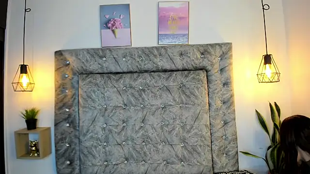 Snapshot of sweet_abby1 chatting on 09/27/25, 12:21 sweet abby1 online show from 09/27/25, 12:21