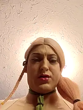 sissytrapdolly24 online show from 11/28/25, 09:01