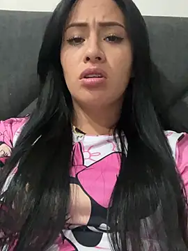 Sara luna  online show from 06/28/26, 03:01