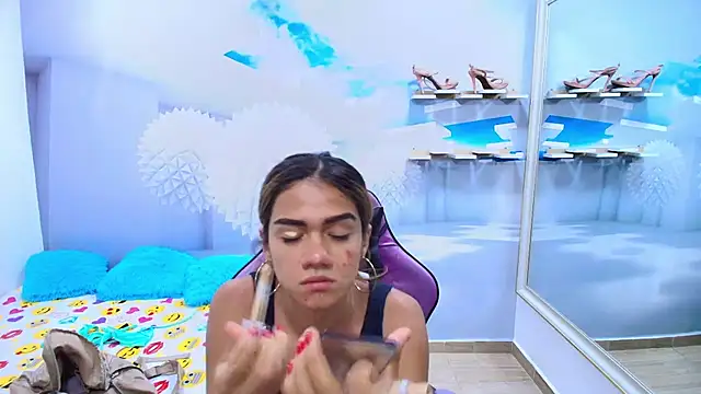 DEMI LEED online show from 04/04/26, 12:24