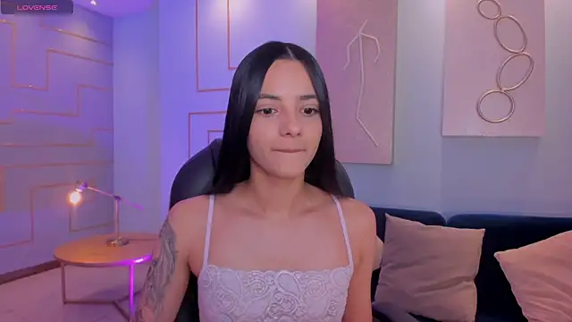 HannahJamesX online show from 02/05/25, 06:48