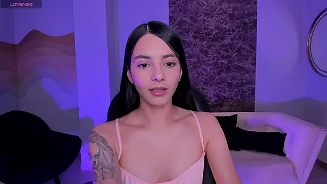 HannahJamesX online show from 02/26/25, 06:43