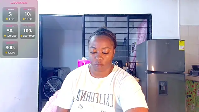 CiaraEbony online show from 02/14/25, 08:21