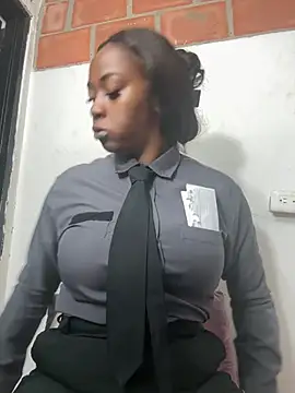 CiaraEbony online show from 07/17/26, 11:42