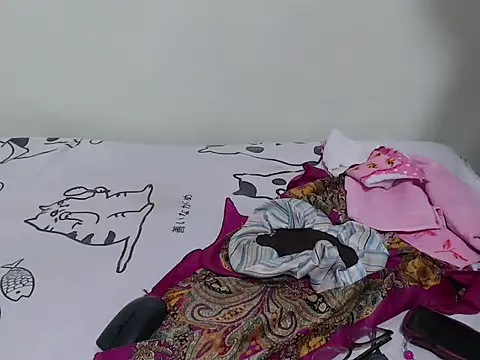 Snapshot of queen_sheeya chatting on 11/21/25, 11:31 queen sheeya online show from 11/21/25, 11:31