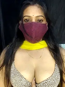 Snapshot of Monalisha_G chatting on 05/11/26, 07:11 Monalisha G online show from 05/11/26, 07:11