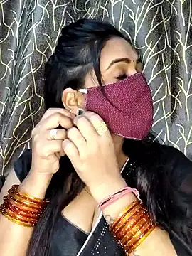 Snapshot of Monalisha_G chatting on 05/29/26, 06:50 Monalisha G online show from 05/29/26, 06:50