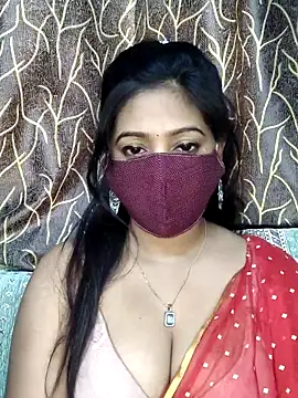 Snapshot of Monalisha_G chatting on 06/08/26, 02:01 Monalisha G online show from 06/08/26, 02:01