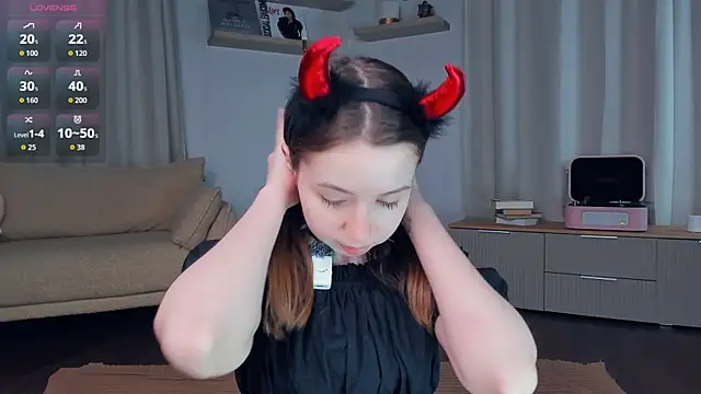DominikaElis online show from 05/02/26, 07:52
