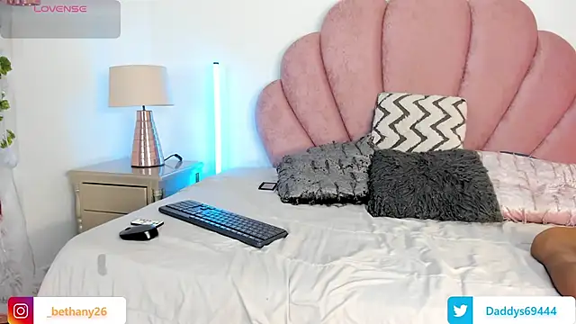 Daddysgirl1  online show from 11/27/25, 11:07