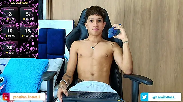  CamiloBass online show from 11/30/25, 08:13