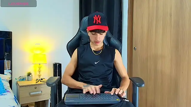  CamiloBass online show from 05/13/26, 01:03