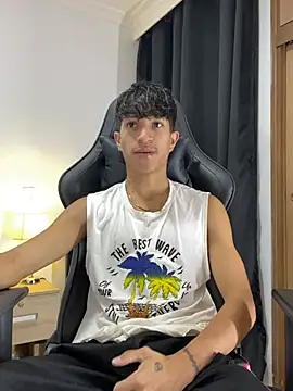 CamiloBass online show from 05/14/26, 07:09