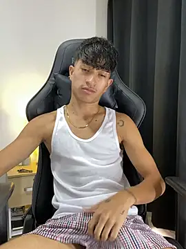  CamiloBass online show from 05/16/26, 07:12