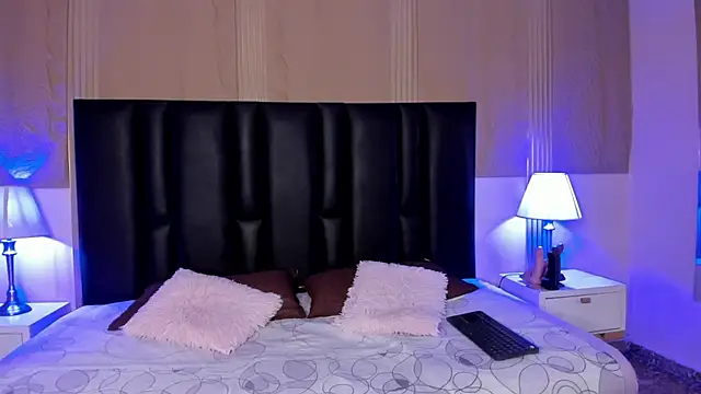 Milf meli online show from 12/03/25, 07:12