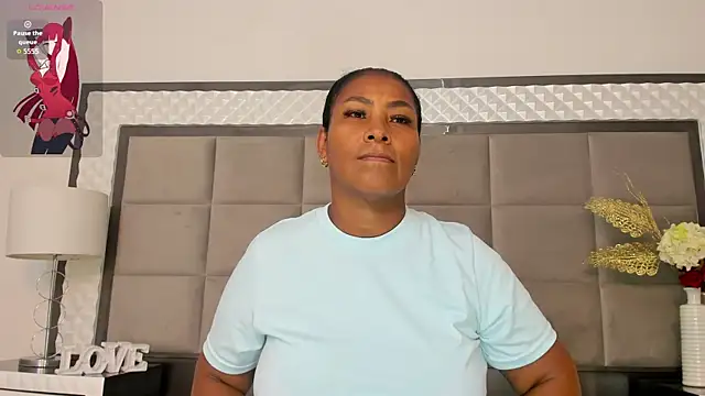 Snapshot of OliviaBurning chatting on 09/27/25, 07:30 OliviaBurning online show from 09/27/25, 07:30