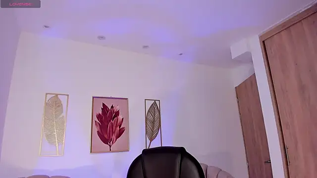 amelie jhons online show from 04/16/26, 11:29