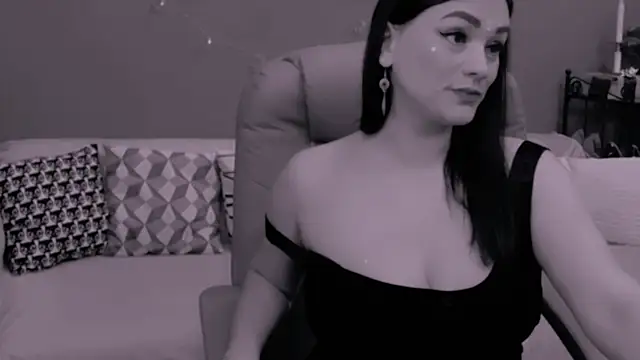 Snapshot of ChantalLion chatting on 12/20/24, 08:28 ChantalLion online show from 12/20/24, 08:28