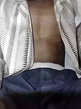 PineappleSkeyes online show from 01/04/25, 11:48