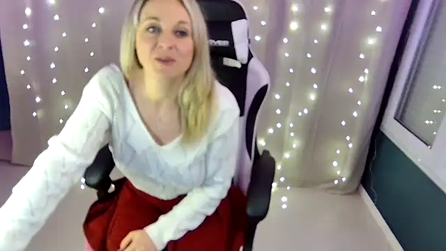 cassiehotsexy online show from 02/17/25, 08:36