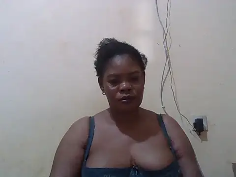 ANALQUEEN4 online show from 02/05/26, 06:34