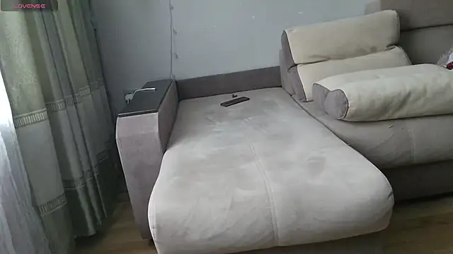 MilaaMilaa online show from 11/12/25, 04:13