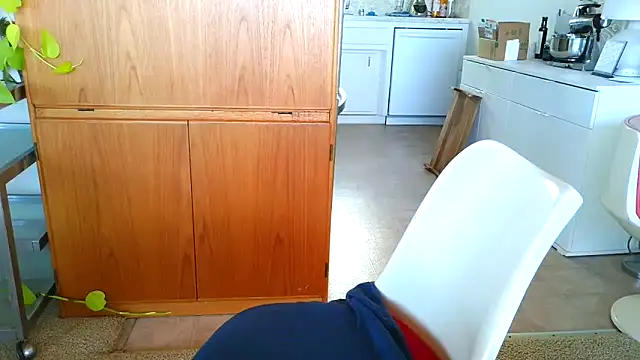 costanza7070 online show from 09/30/25, 06:13