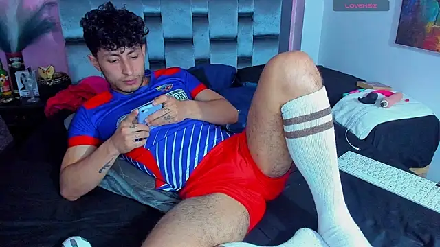 Piggy Eddy online show from 01/07/25, 01:49