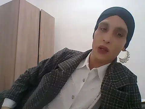 MissWendy online show from 02/25/26, 01:10