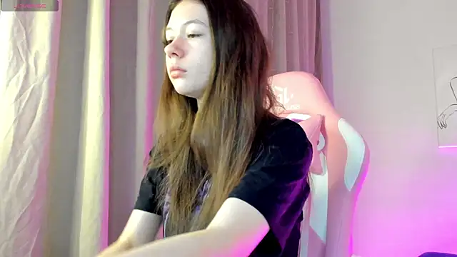 Nicole Charm online show from 01/07/25, 12:55