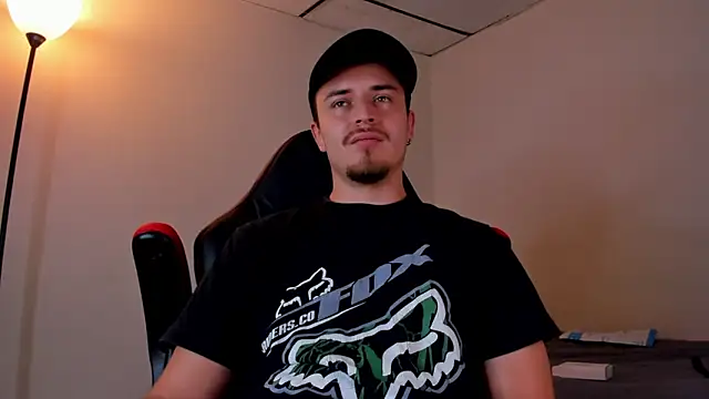 james connor2 online show from 03/09/25, 06:43