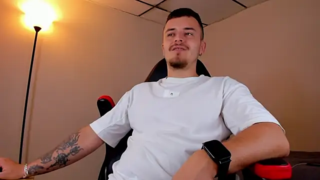 james connor2 online show from 03/21/25, 07:13